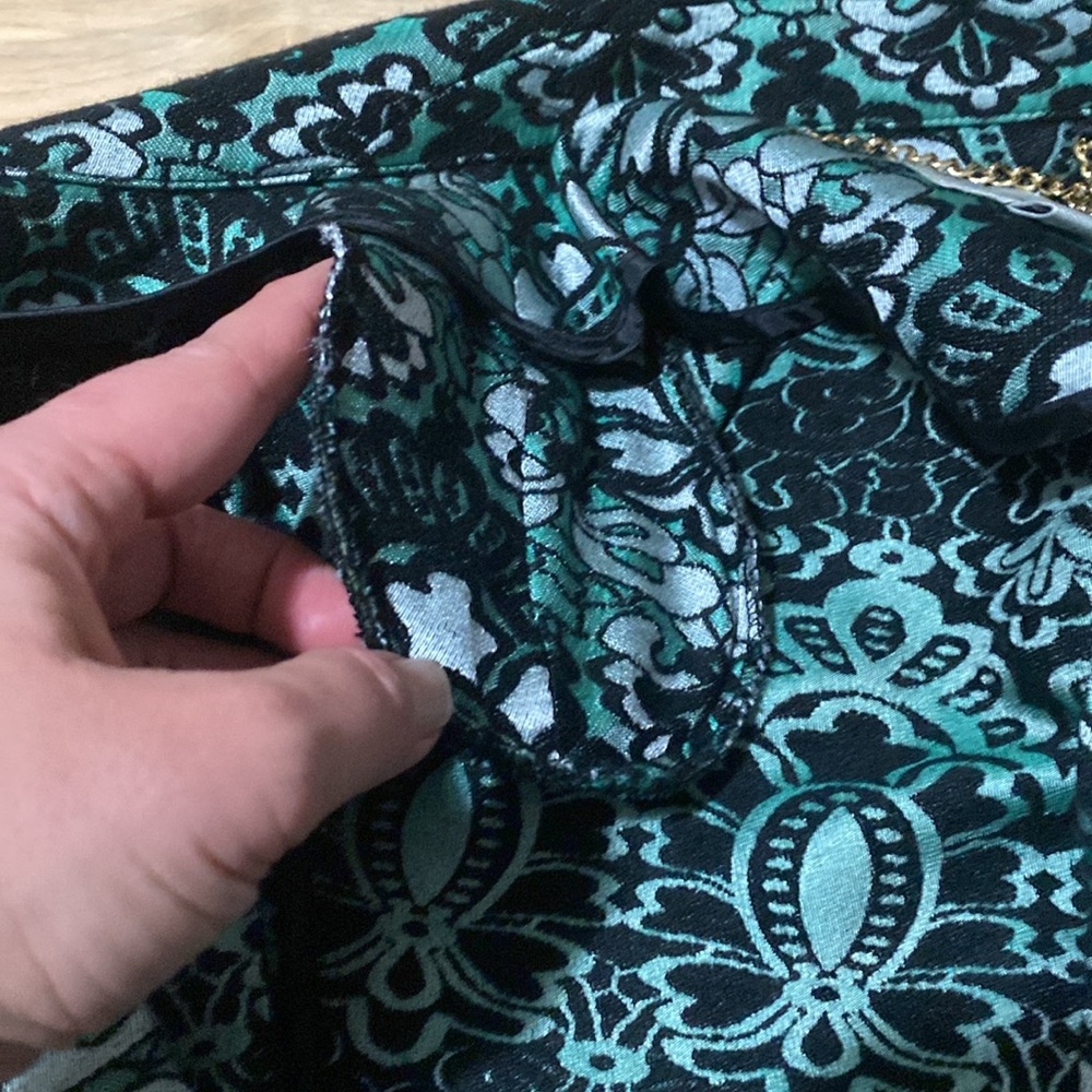 Spanned Green and Black Patterned Jacket - Picture 11 of 11